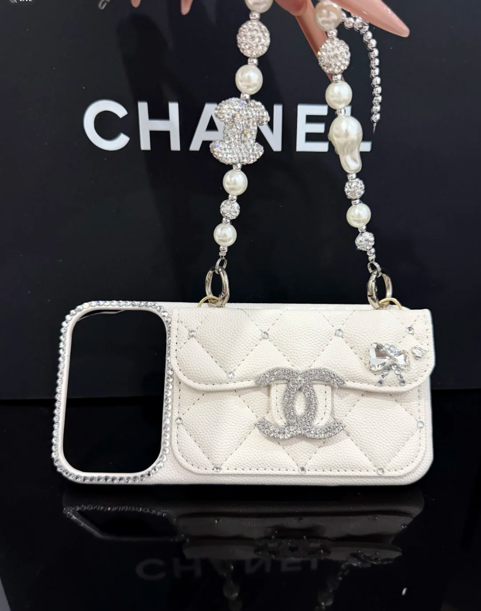 Luxury Quilted Card Holder Pearl Chain Designer iPhone Case
