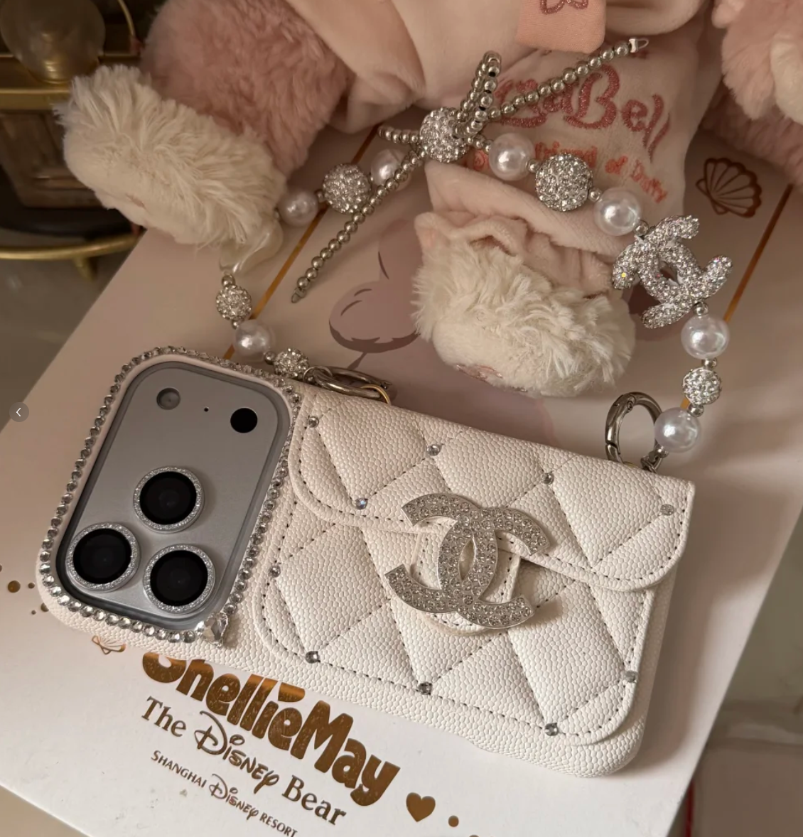 Luxury Quilted Card Holder Pearl Chain Designer iPhone Case